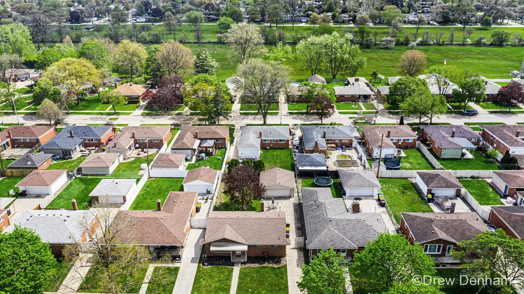 1797 Newman Drive Trenton City MI 48183