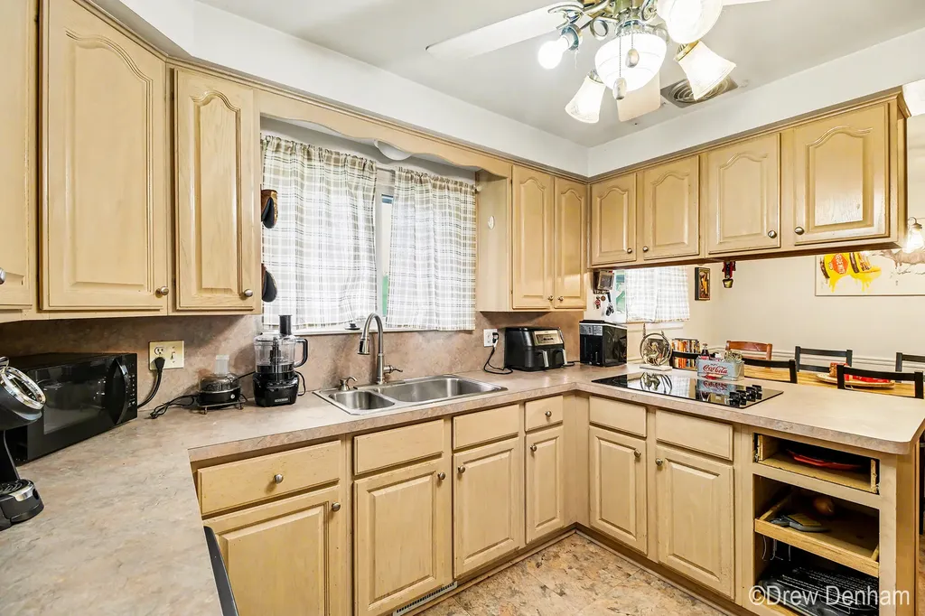 1797 Newman Drive Trenton City MI 48183