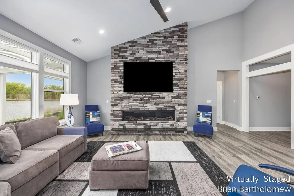 2930 Isle Water Drive Plainfield Charter Township MI 49306