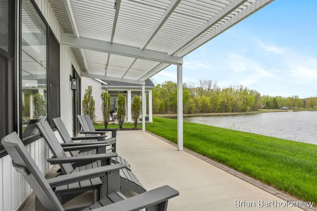 2930 Isle Water Drive Plainfield Charter Township MI 49306