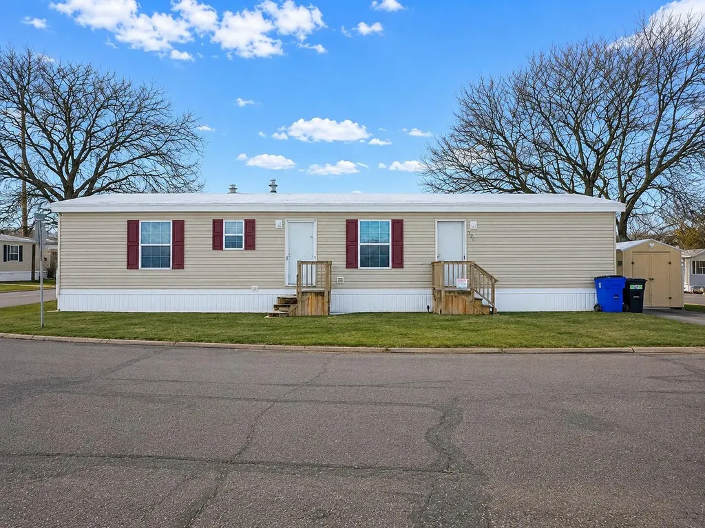 1906 Hawk Drive Kalamazoo City MI 49008