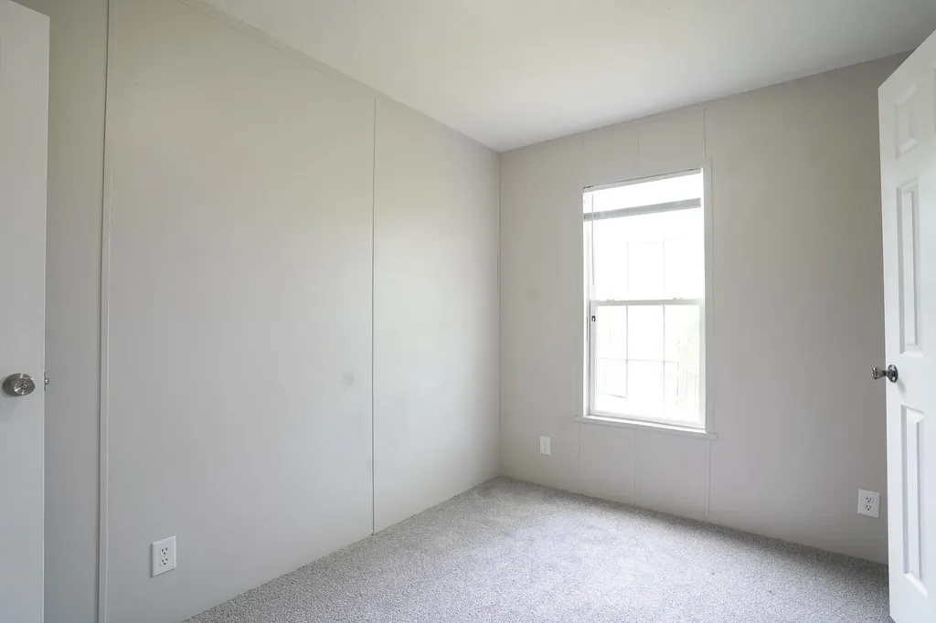 1906 Hawk Drive Kalamazoo City MI 49008