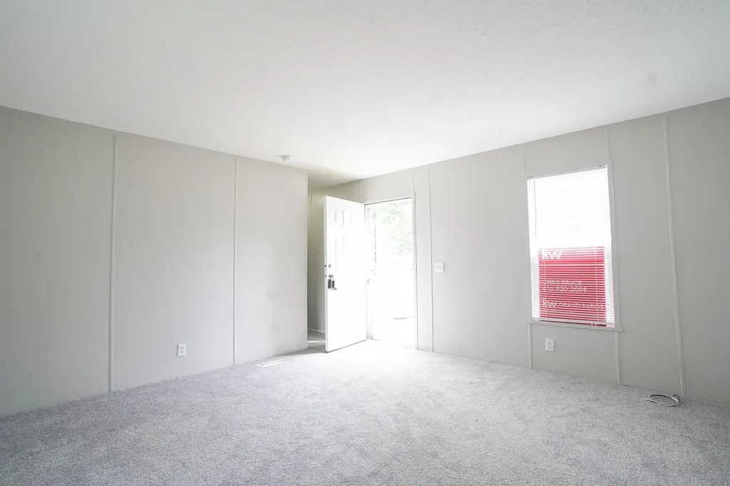 1906 Hawk Drive Kalamazoo City MI 49008