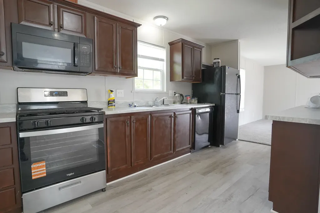 1906 Hawk Drive Kalamazoo City MI 49008