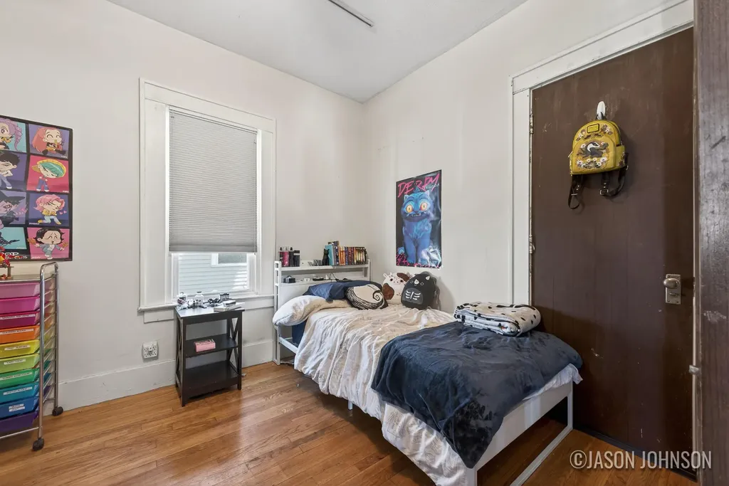 312 Sweet Street NE Grand Rapids City MI 49505