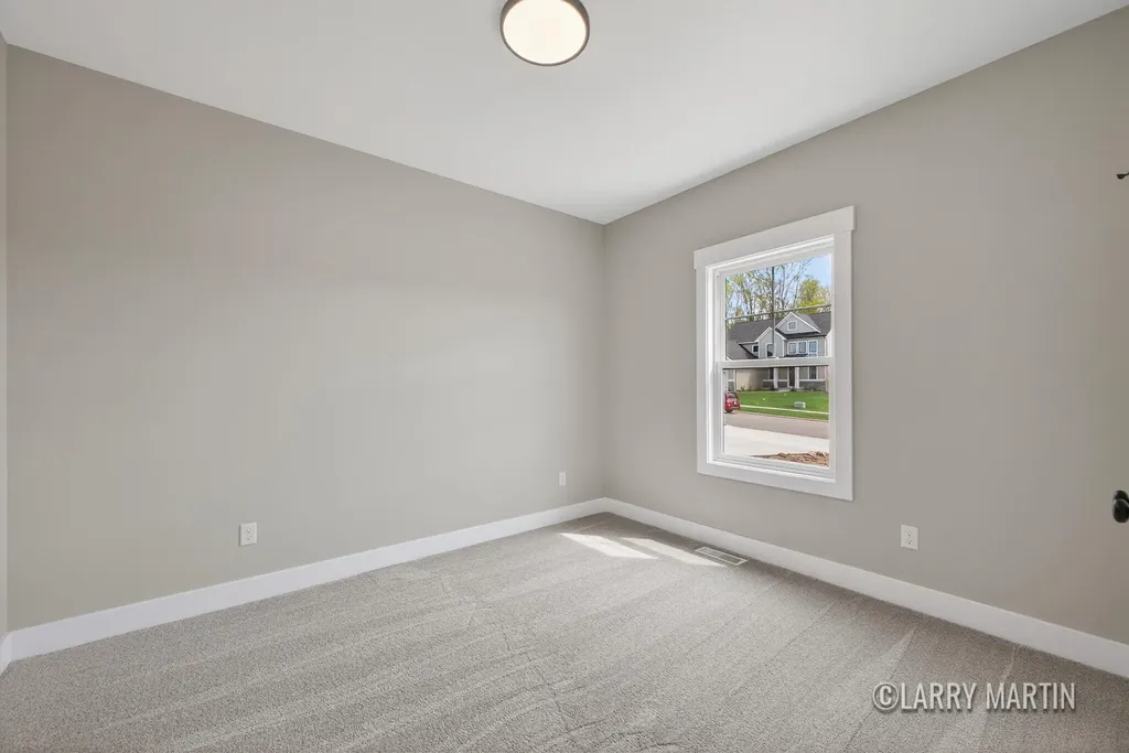 1845 Stratford Lane NW Walker City MI 49534