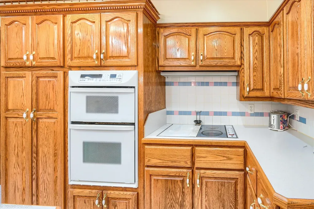 6453 Johnson Road Flushing Charter Township MI 48433