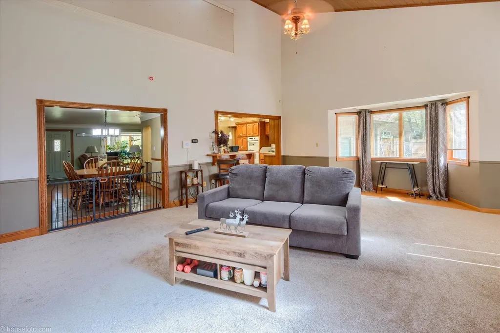 6453 Johnson Road Flushing Charter Township MI 48433