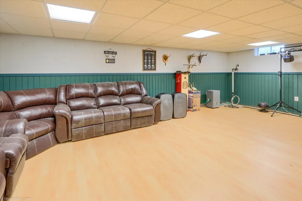 6453 Johnson Road Flushing Charter Township MI 48433