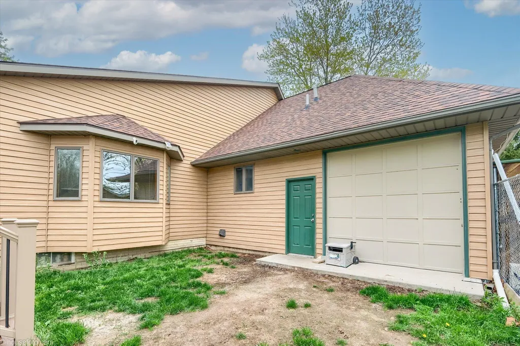 6453 Johnson Road Flushing Charter Township MI 48433