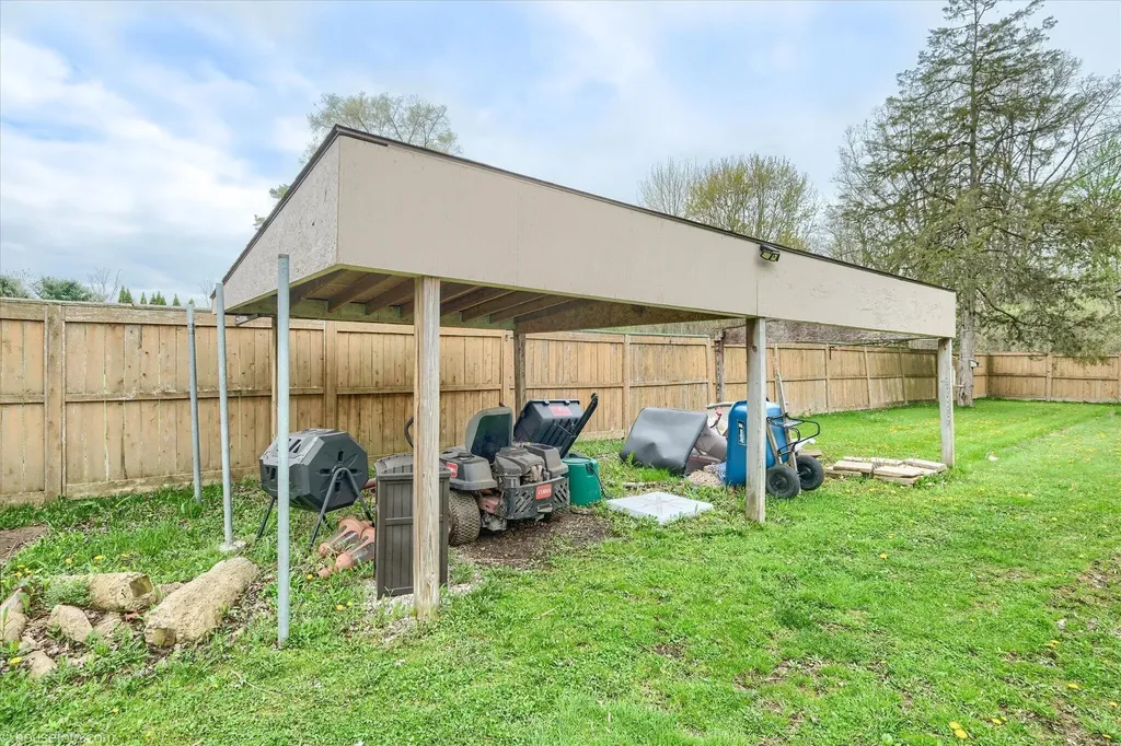 6453 Johnson Road Flushing Charter Township MI 48433