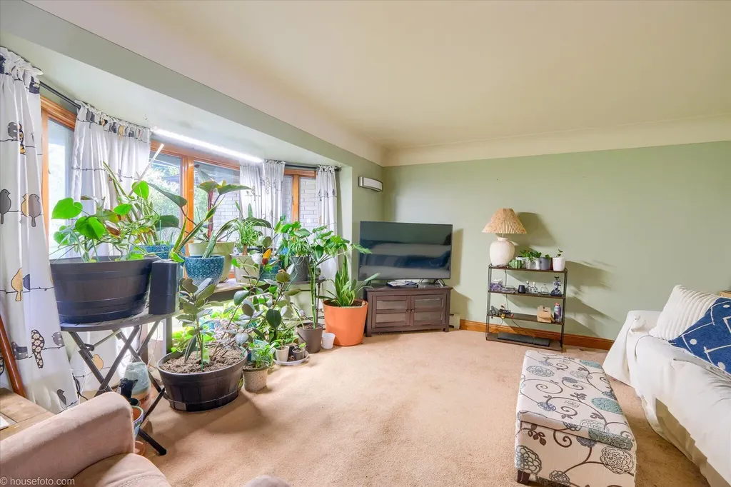 6453 Johnson Road Flushing Charter Township MI 48433