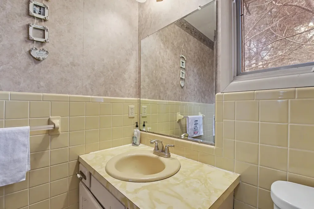 11400 Tefft Avenue NE Courtland Township MI 49341