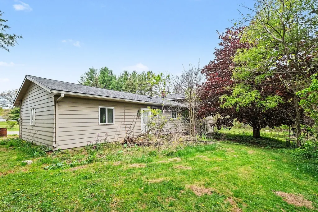 11400 Tefft Avenue NE Courtland Township MI 49341