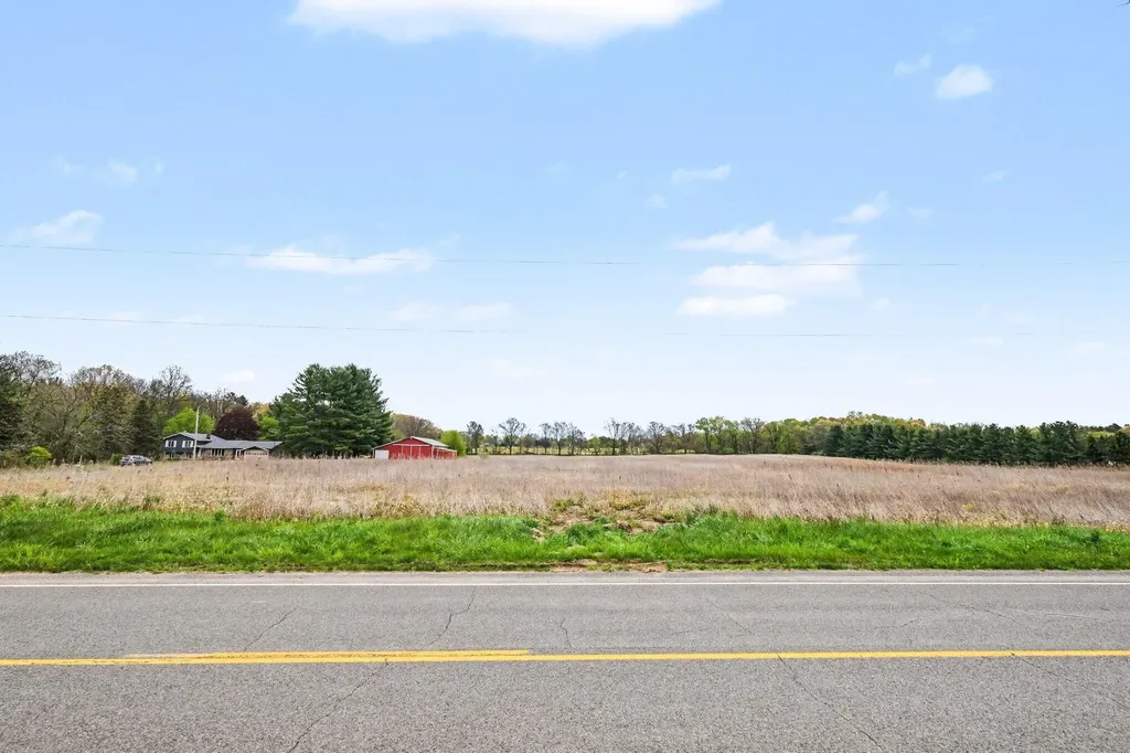 11400 Tefft Avenue NE Courtland Township MI 49341