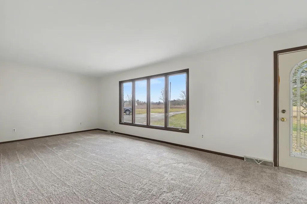 11400 Tefft Avenue NE Courtland Township MI 49341