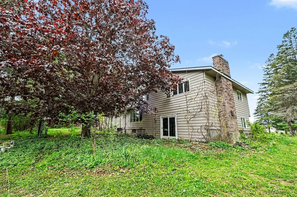 11400 Tefft Avenue NE Courtland Township MI 49341
