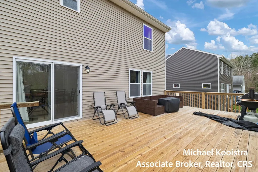 152 Foxtail Drive Ionia City MI 48846