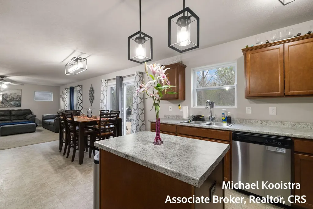 152 Foxtail Drive Ionia City MI 48846