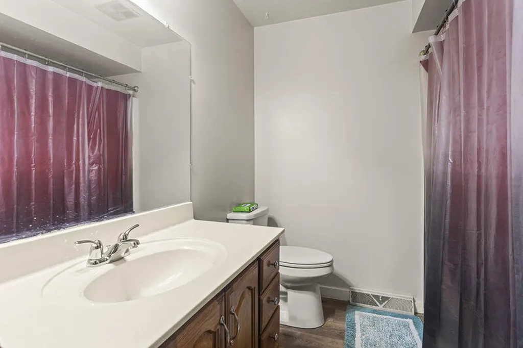 5646 Leisure S Drive SE Kentwood City MI 49548