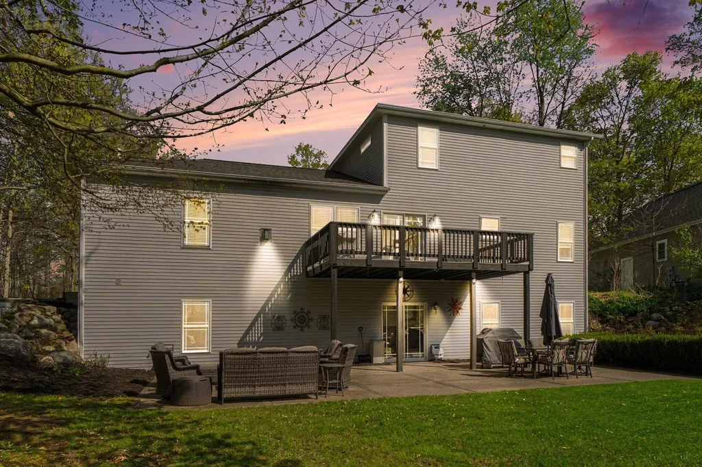 2516 Vanhorn Court Allegan Township MI 49010
