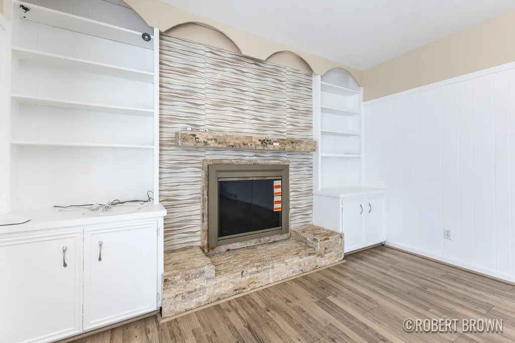 2074 Wolfboro Drive SE Kentwood City MI 49508