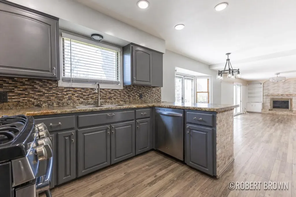 2074 Wolfboro Drive SE Kentwood City MI 49508