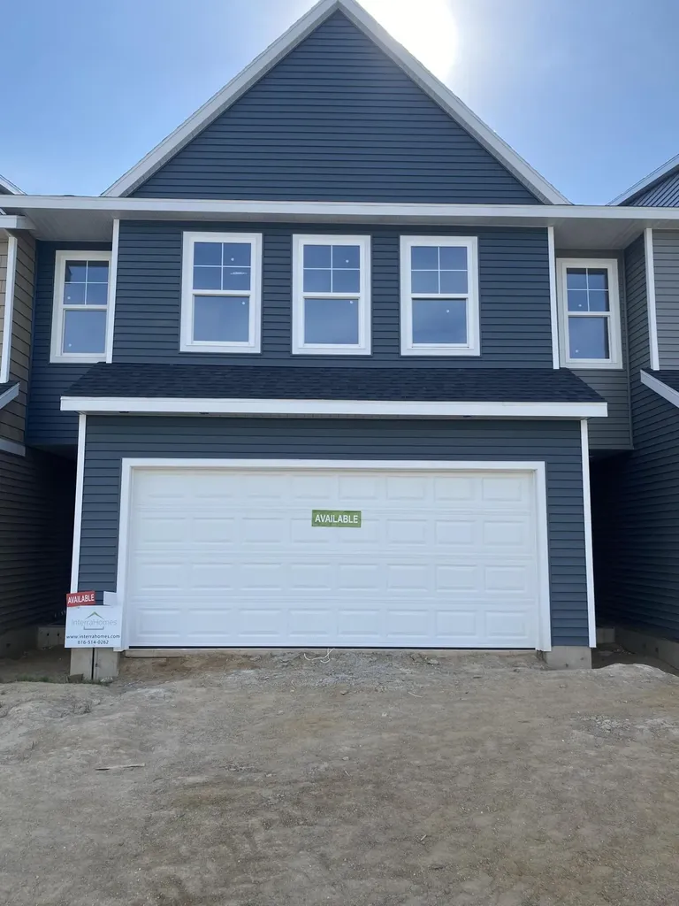 4864 Hidden River Avenue SW Wyoming City MI 49418