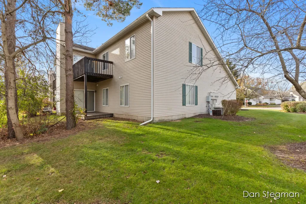 3116 Windcrest Court NE Grand Rapids Charter Township MI 49525