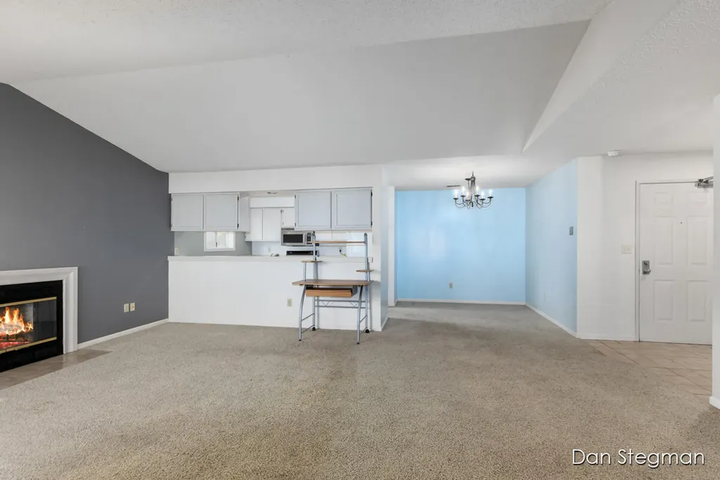 3116 Windcrest Court NE Grand Rapids Charter Township MI 49525