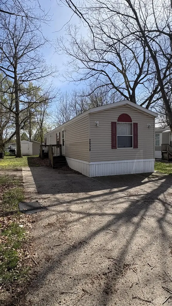 2658 Kitchener Street SW Wyoming City MI 49519