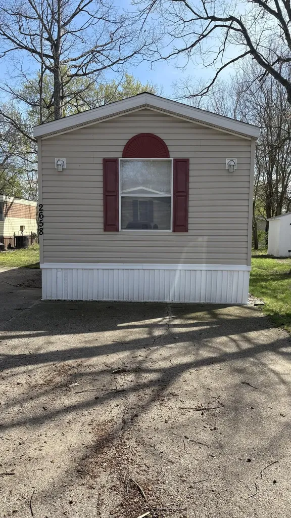 2658 Kitchener Street SW Wyoming City MI 49519