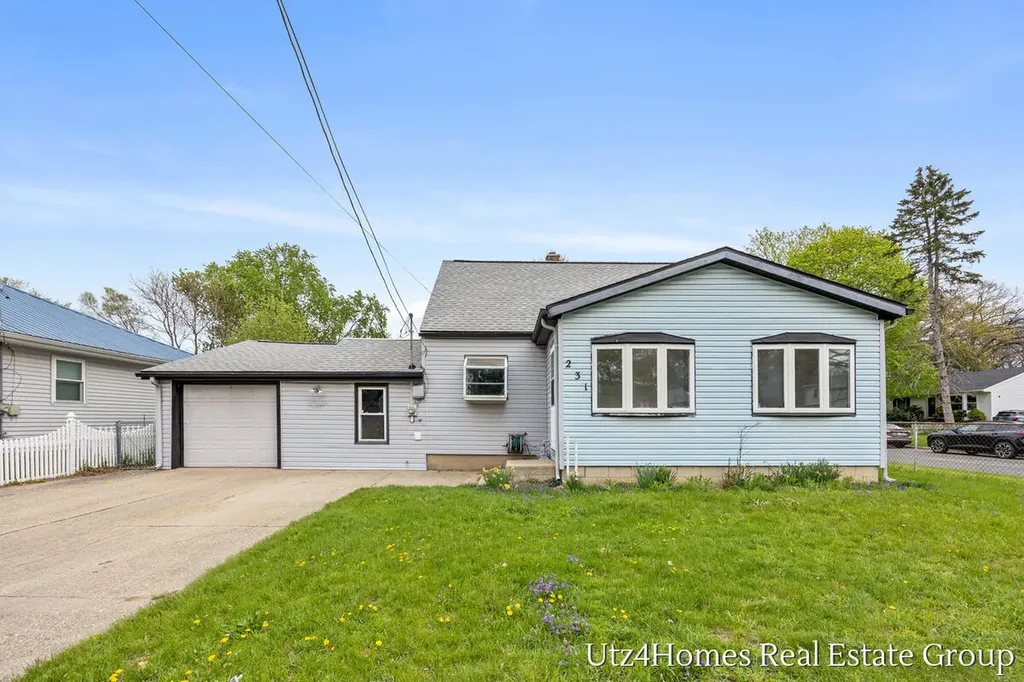 231 50th Street SW Wyoming City MI 49548