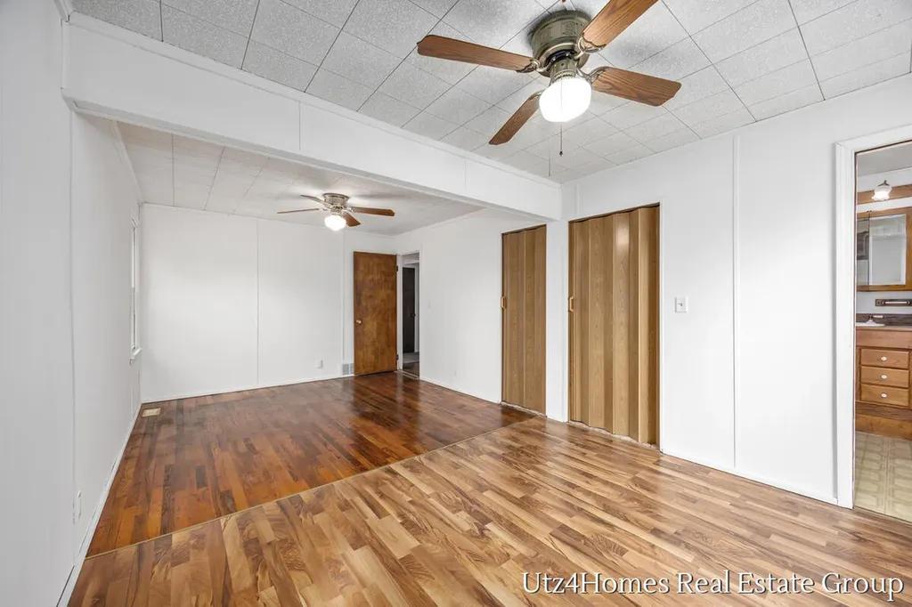 231 50th Street SW Wyoming City MI 49548