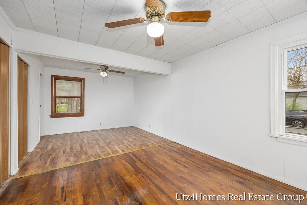 231 50th Street SW Wyoming City MI 49548