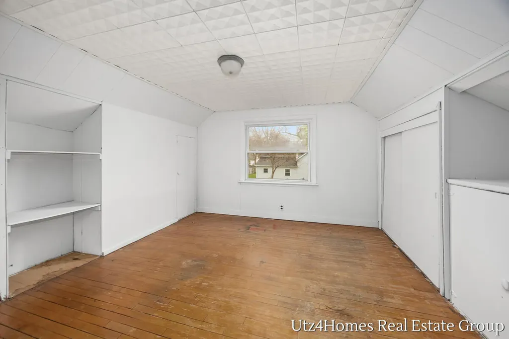 231 50th Street SW Wyoming City MI 49548
