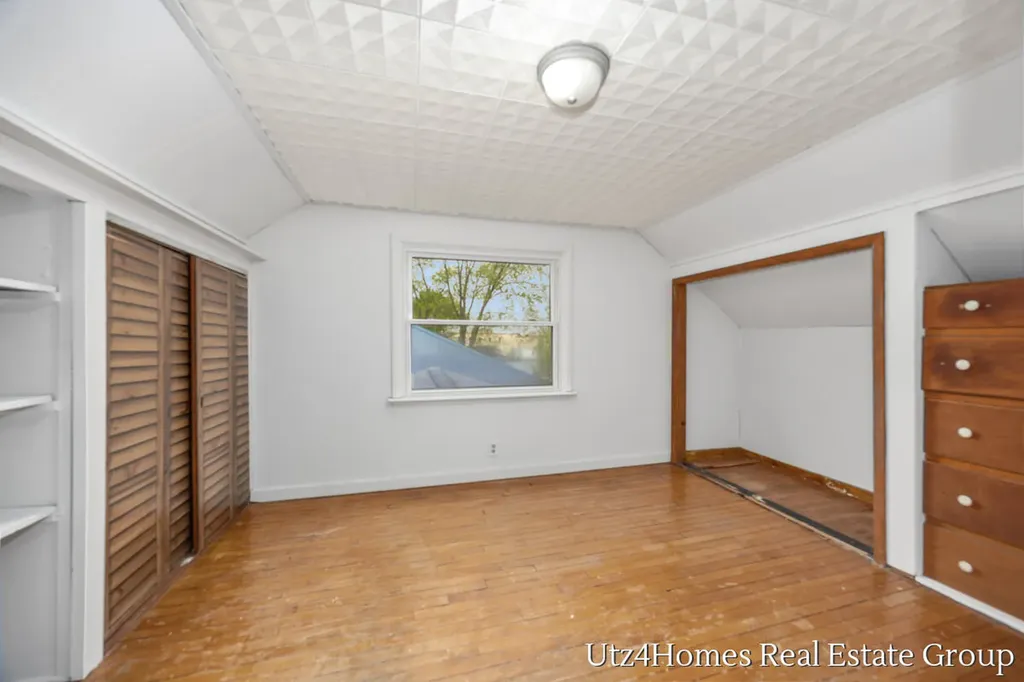 231 50th Street SW Wyoming City MI 49548