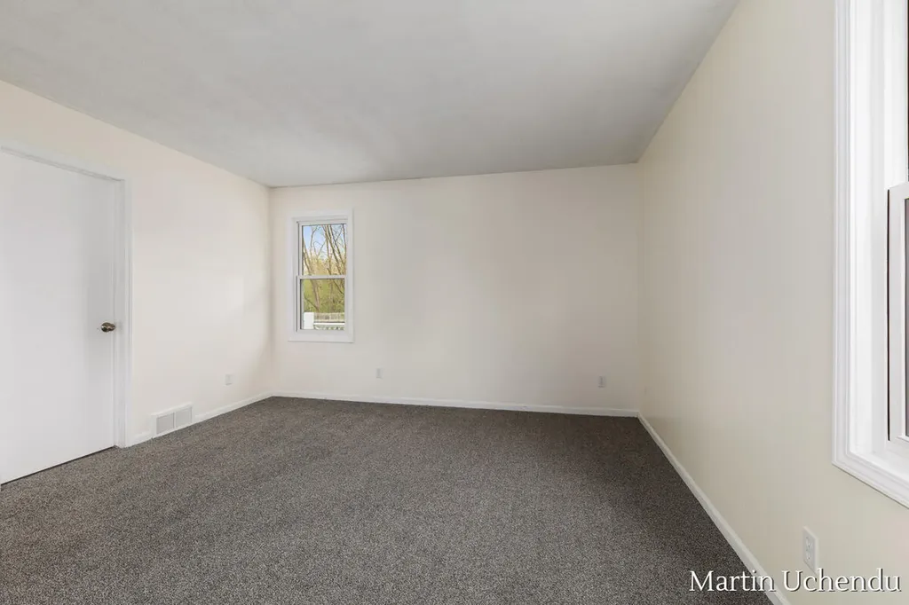 4359 W Grand Boulevard NW Walker City MI 49534