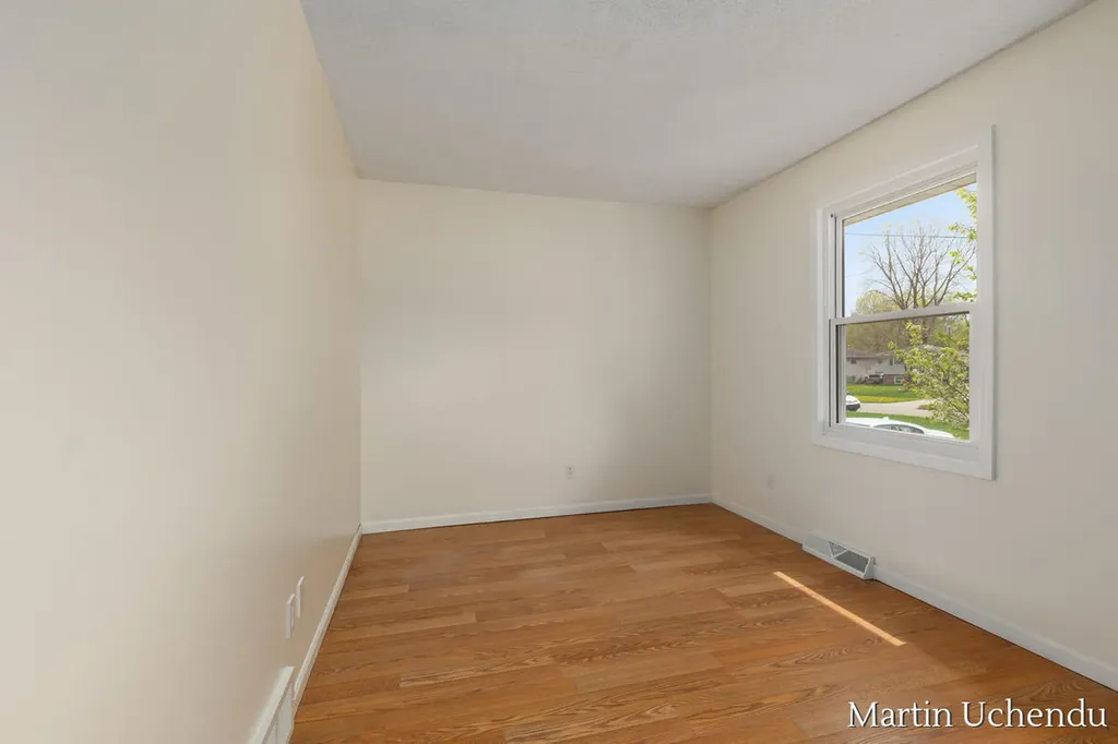4359 W Grand Boulevard NW Walker City MI 49534