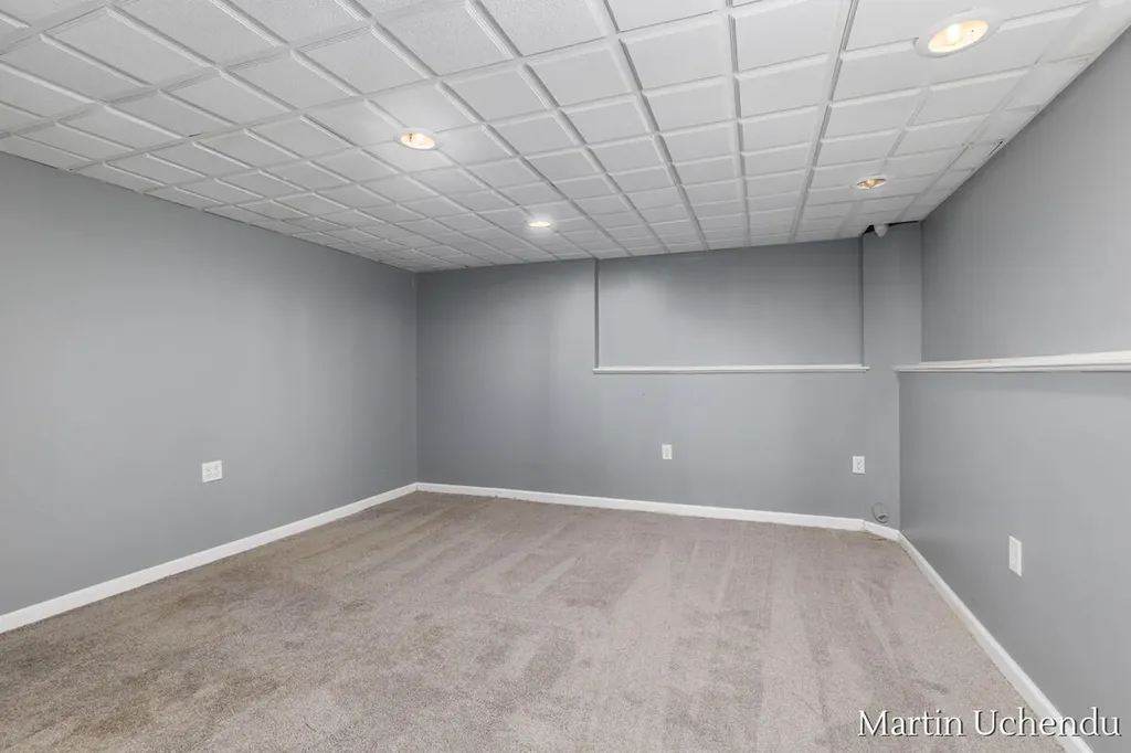4359 W Grand Boulevard NW Walker City MI 49534
