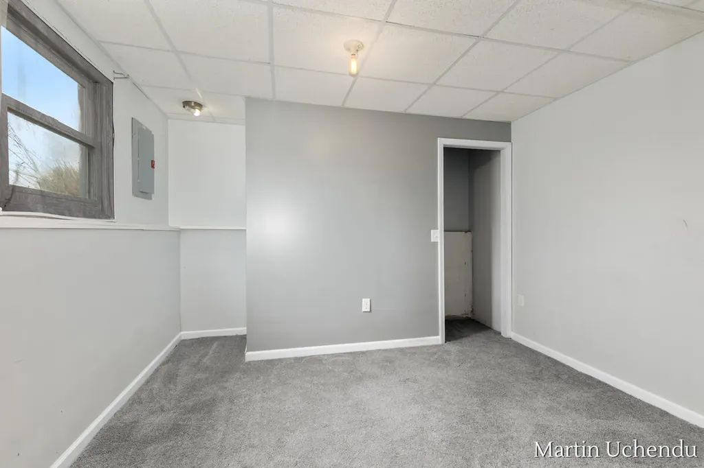 4359 W Grand Boulevard NW Walker City MI 49534