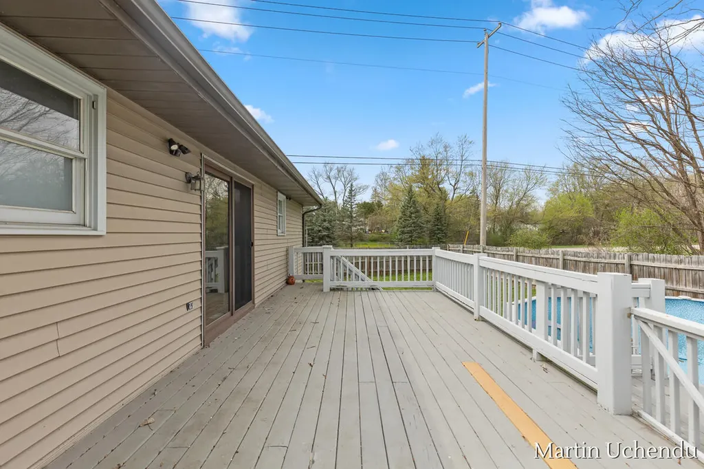4359 W Grand Boulevard NW Walker City MI 49534