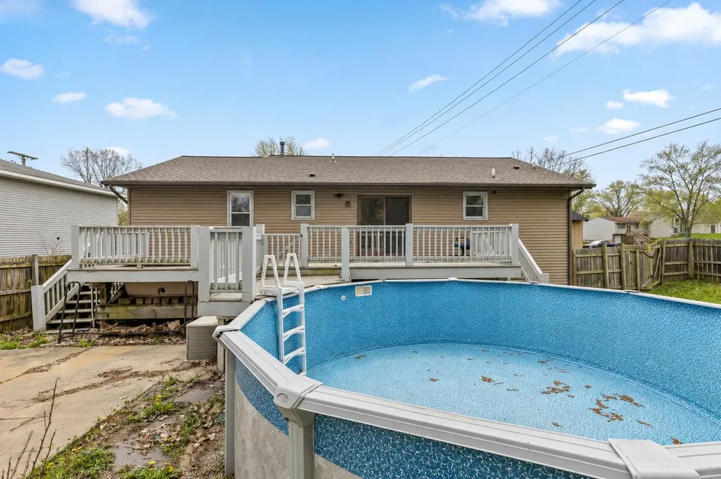 4359 W Grand Boulevard NW Walker City MI 49534