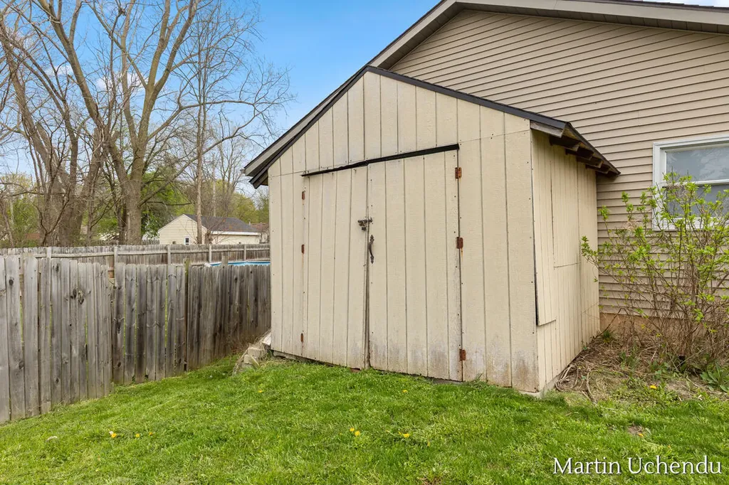 4359 W Grand Boulevard NW Walker City MI 49534