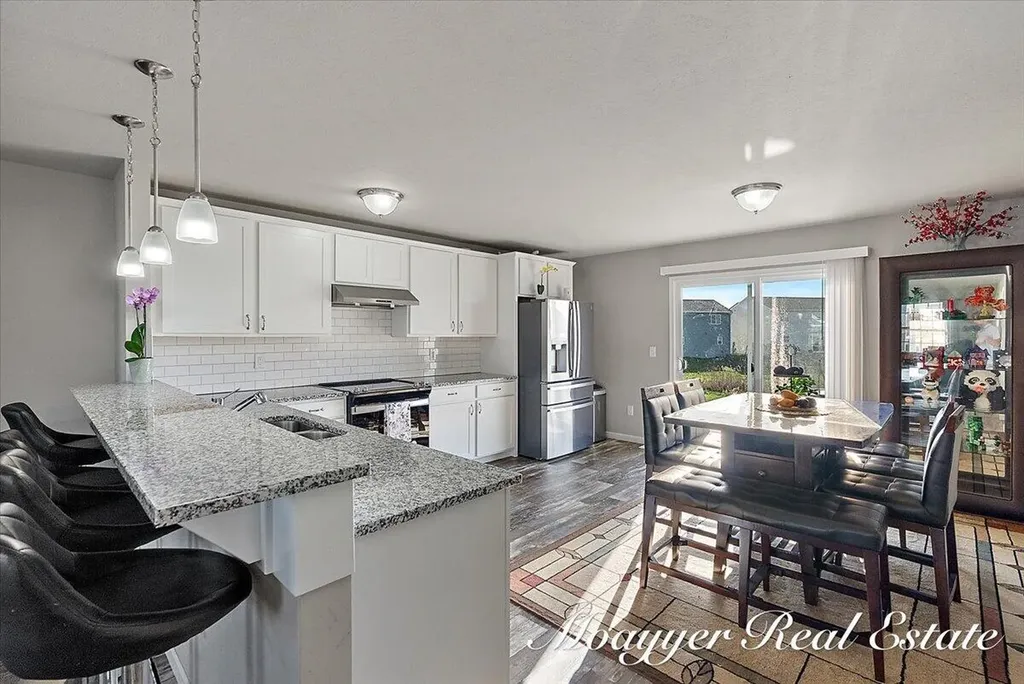 5764 Kiverton Ridge Drive SE Kentwood City MI 49508
