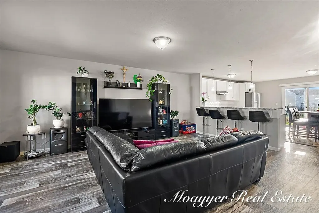5764 Kiverton Ridge Drive SE Kentwood City MI 49508