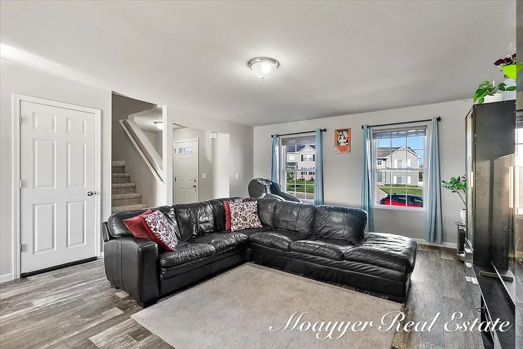 5764 Kiverton Ridge Drive SE Kentwood City MI 49508