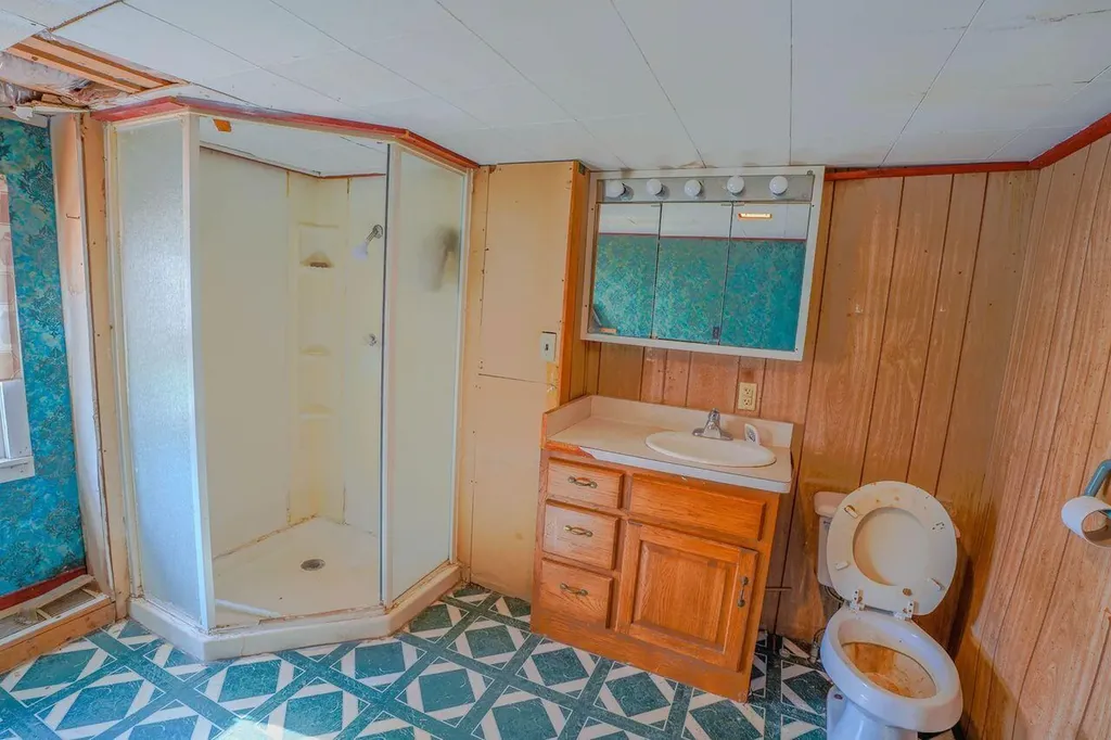 1928 S 35th Street Comstock Charter Township MI 49053