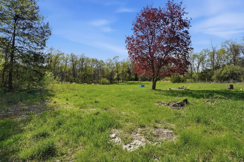 1928 S 35th Street Comstock Charter Township MI 49053