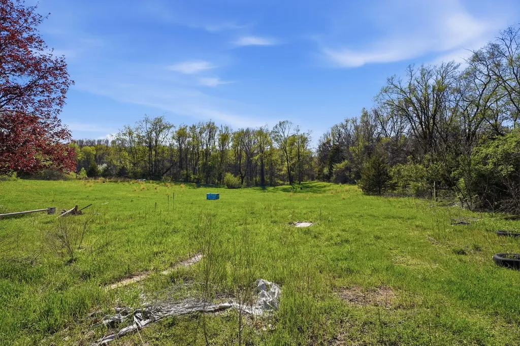 1928 S 35th Street Comstock Charter Township MI 49053